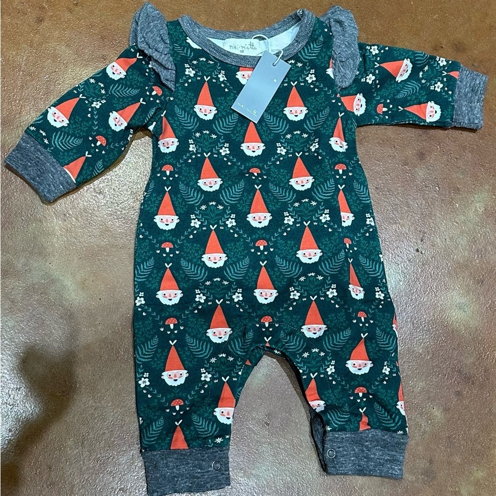 New Nordstrom Miki Miette Santa Onesie with ruffled shoulders - Picture 2 of 3